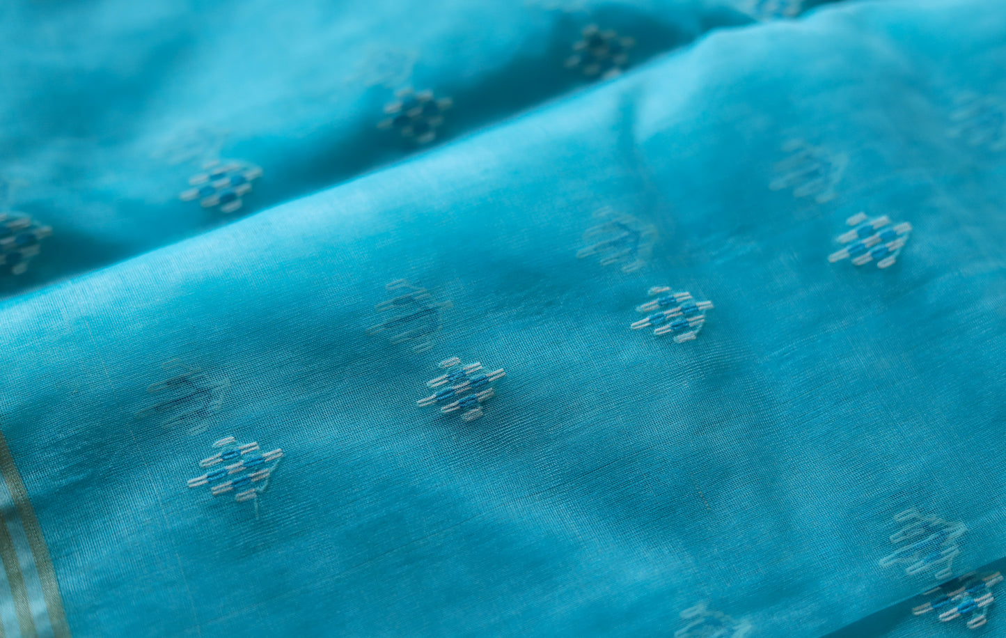 Handwoven Bengal Muslin Saree