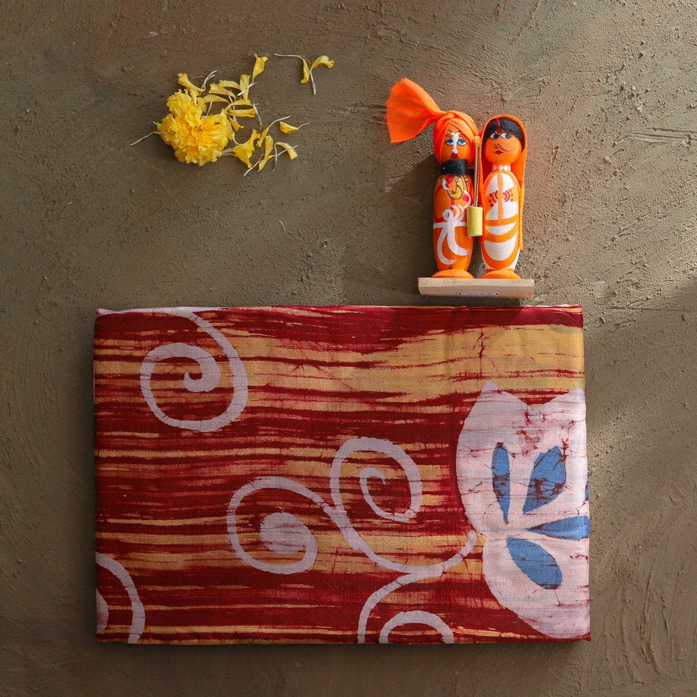 Handwoven Bengal Hand Batik Silk Saree