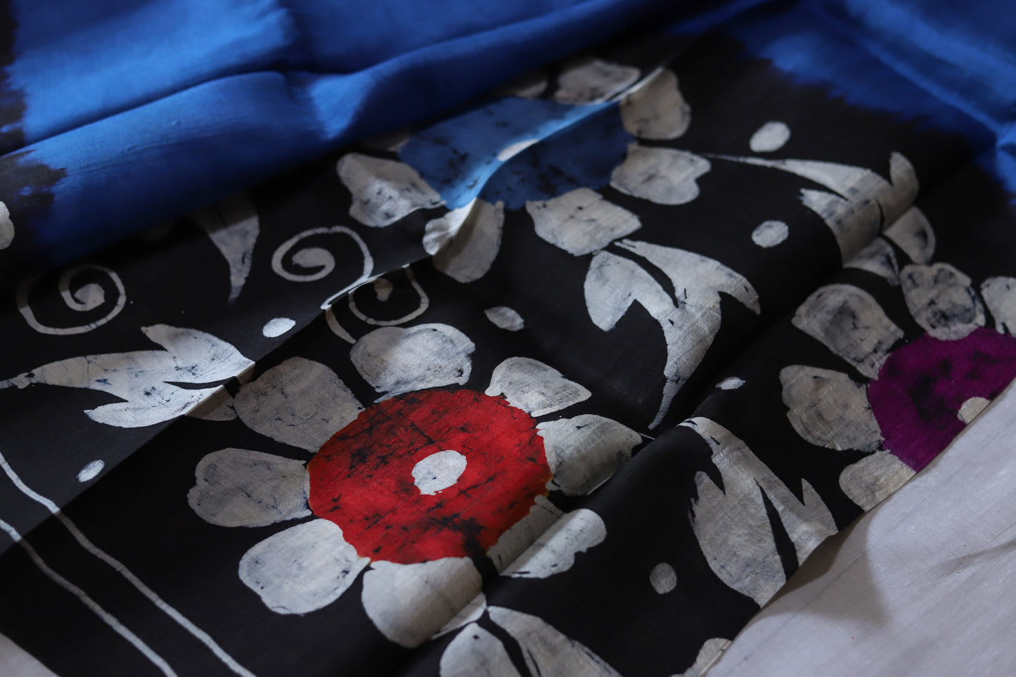 Handwoven Bengal Hand Batik Silk Saree
