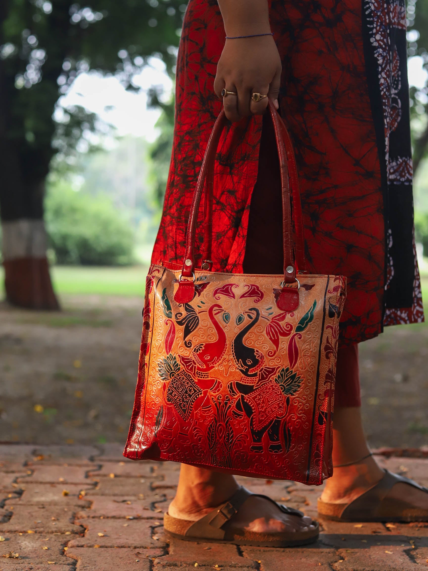 Bengal Handcrafted Leather Bag - Main Image