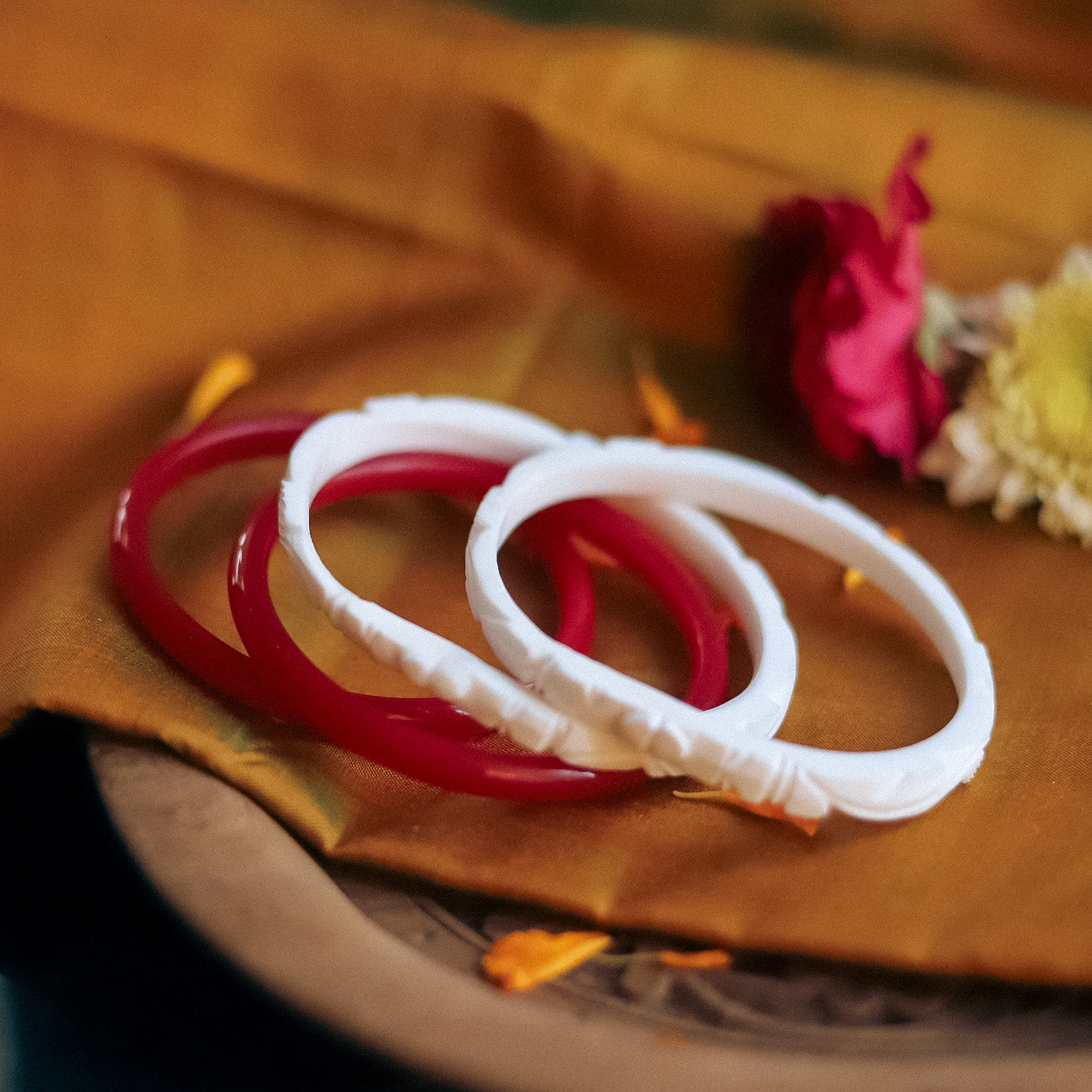 Handcarved Shakha Pola Bangle Pair (2.6 Inch)