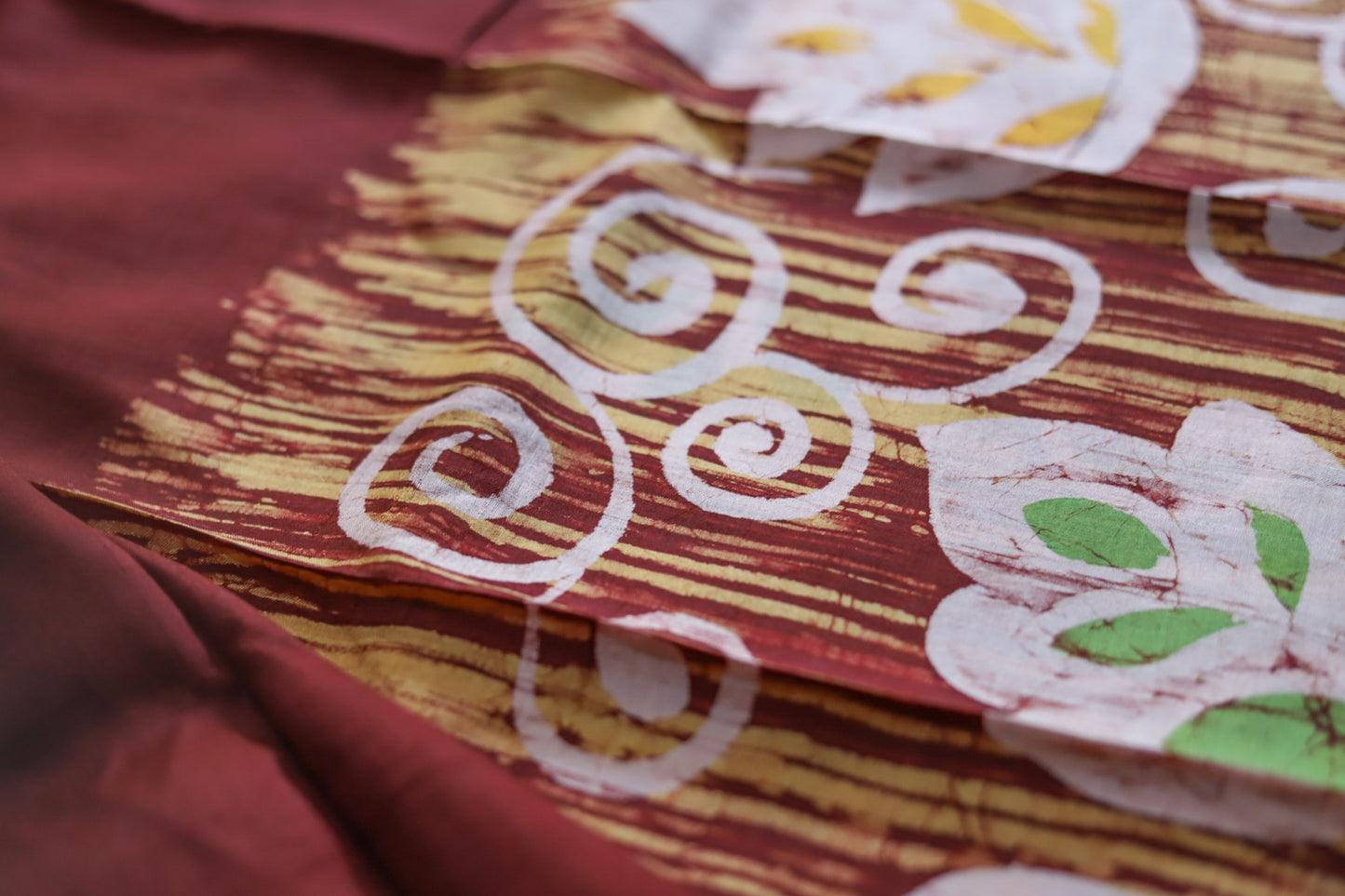 Handwoven Bengal Hand Batik Silk Saree