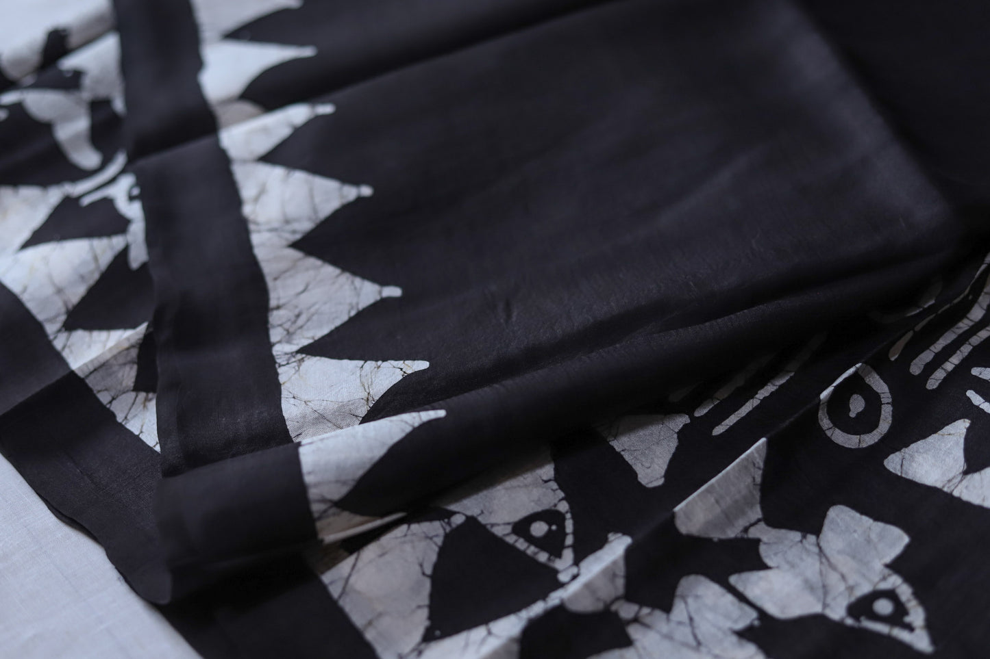 Handwoven Bengal Hand Batik Silk Saree