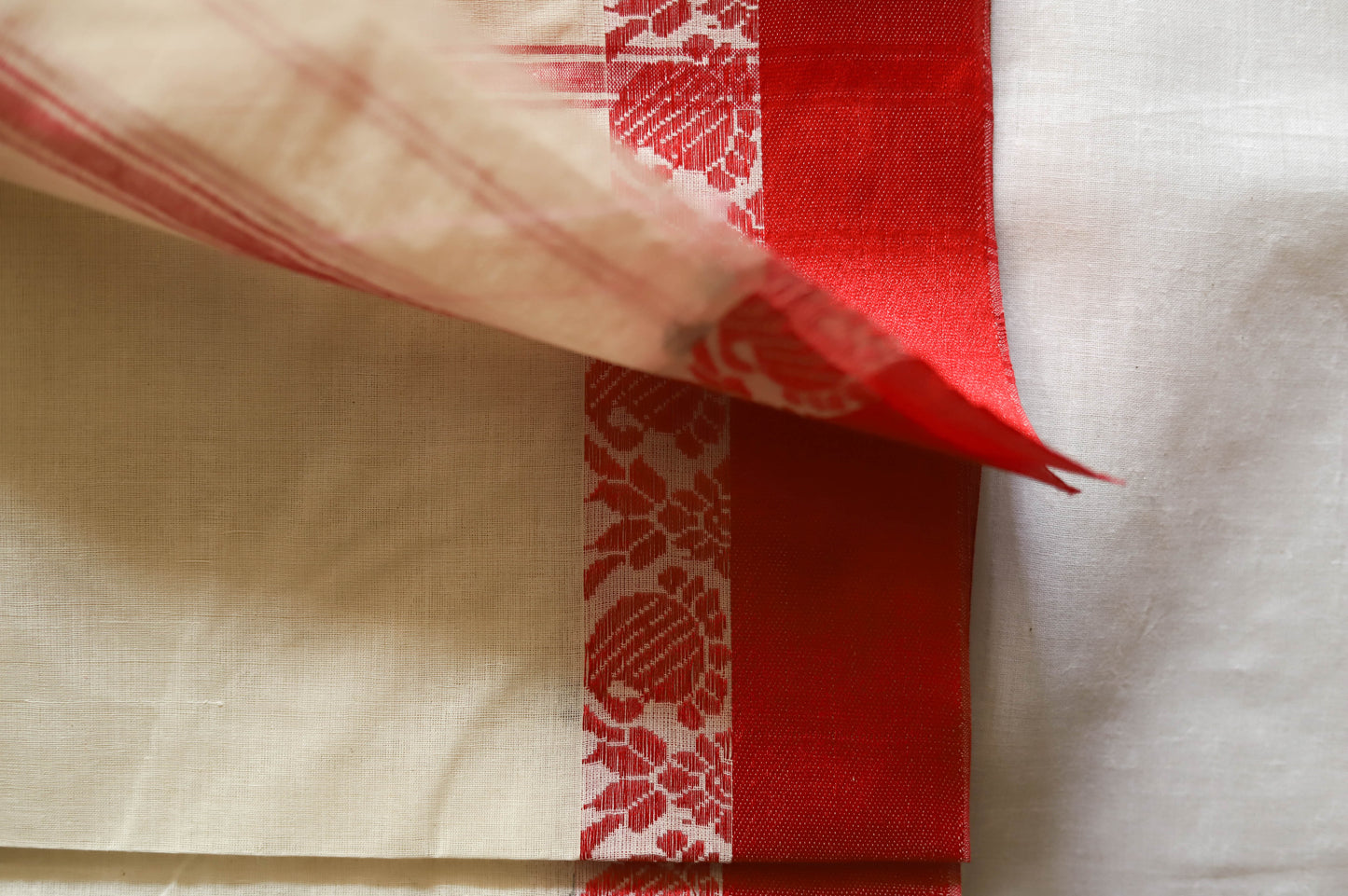 Handwoven Bengal White and Red Cotton Saree