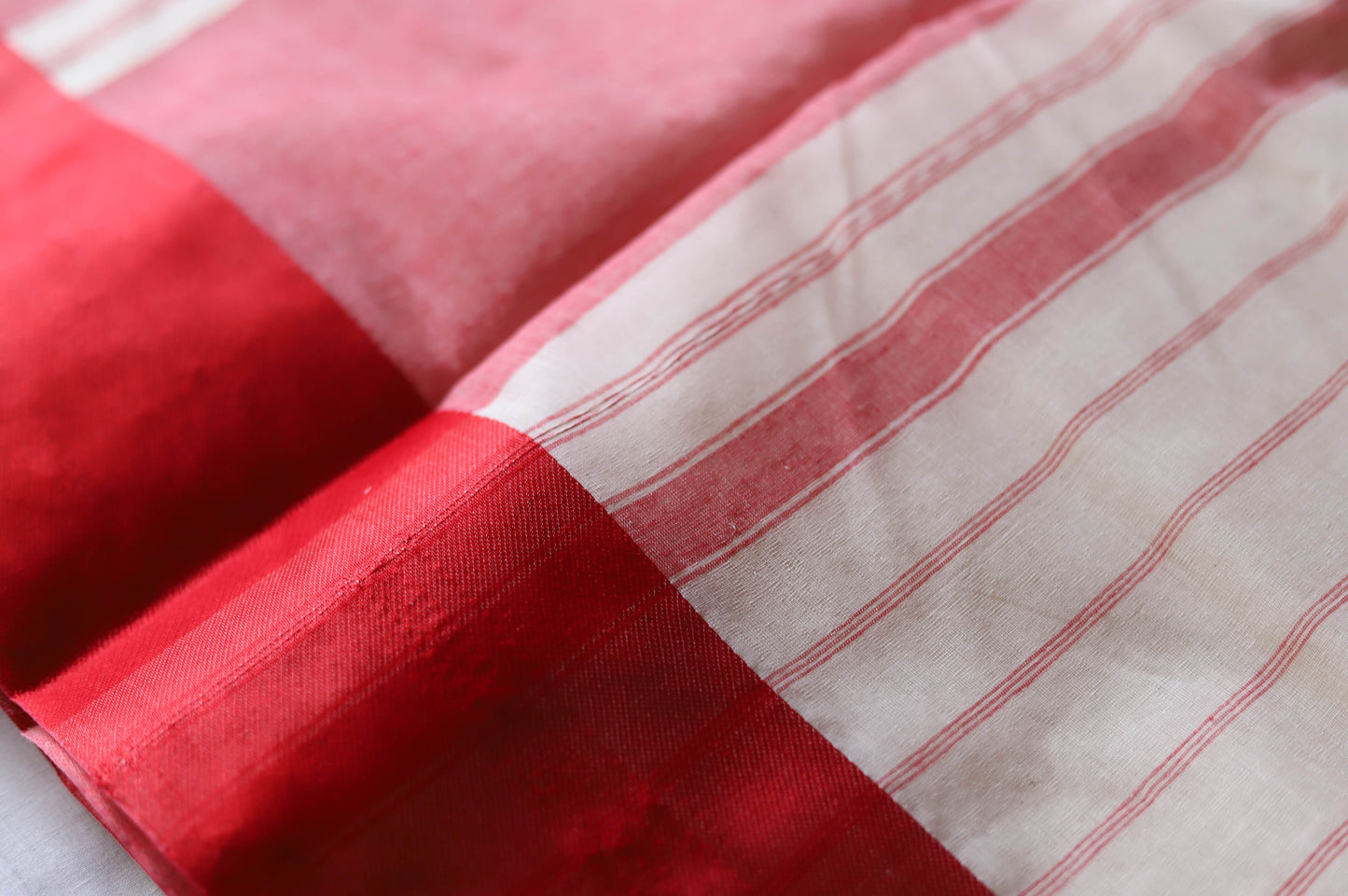 Handwoven Bengal White and Red Cotton Saree