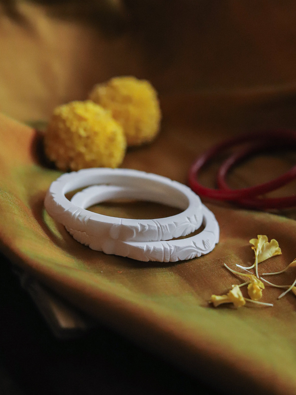 Handcarved Shakha Pola (2.4 Inch)