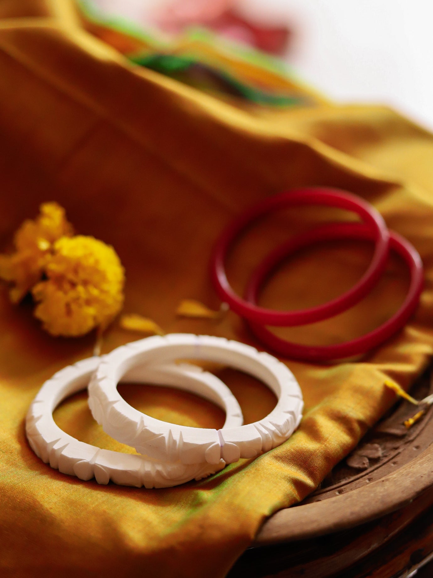 Handcarved Shakha Pola Bangle Pair (2.2 Inch)