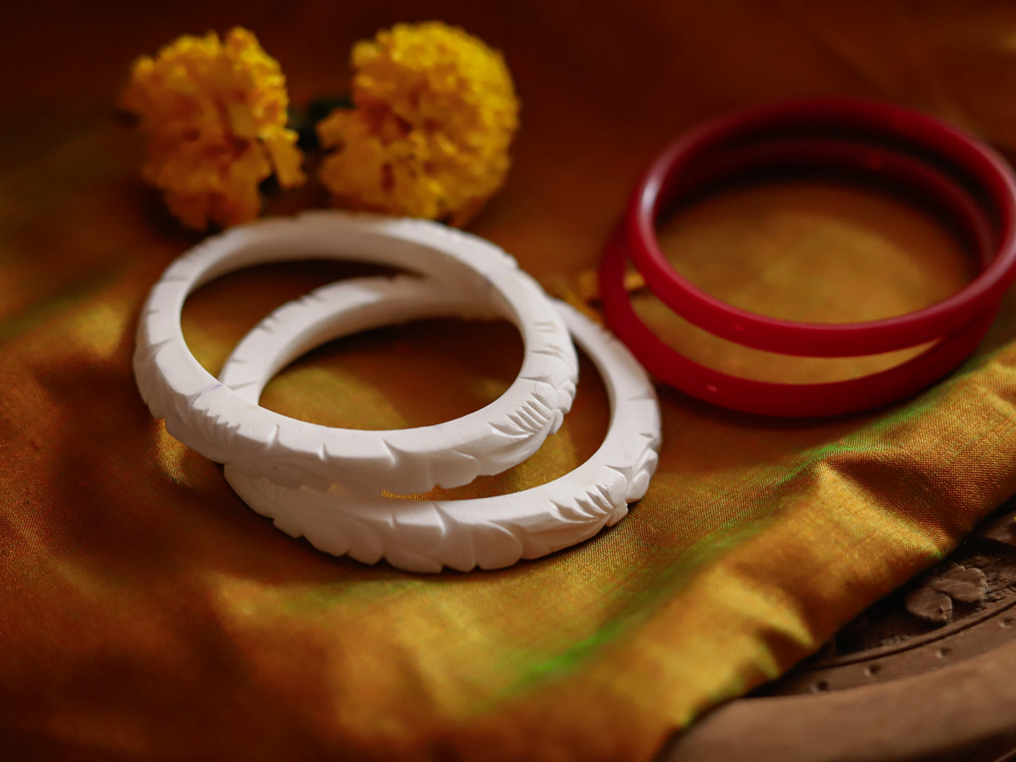 Handcarved Shakha Pola Bangle Pair (2.4 Inch)