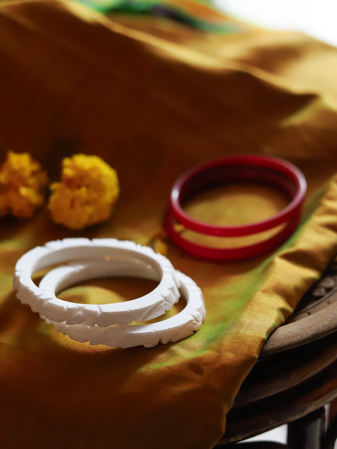 Handcarved Shakha Pola Bangle Pair (2.4 Inch)