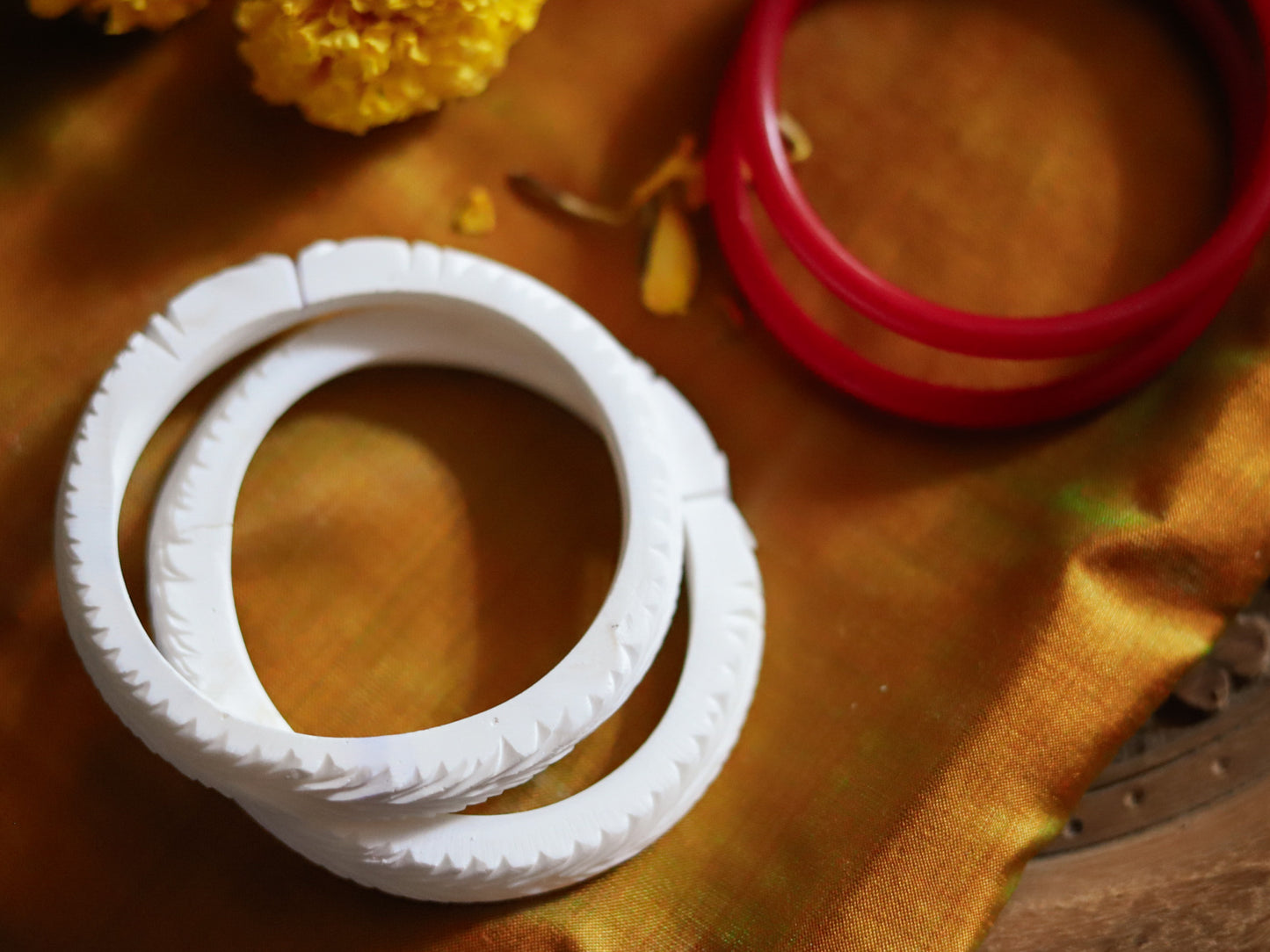 Handcarved Shakha Pola Bangle Pair (2.4 Inch)