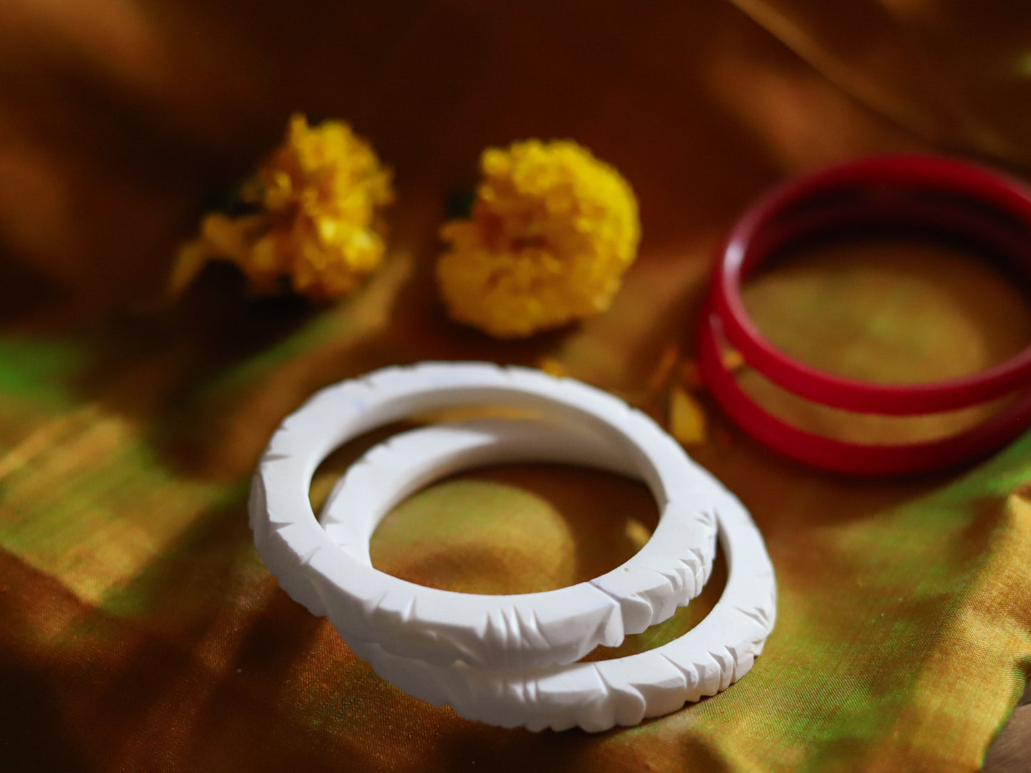 Handcarved Shakha Pola Bangle Pair (2.6 Inch)