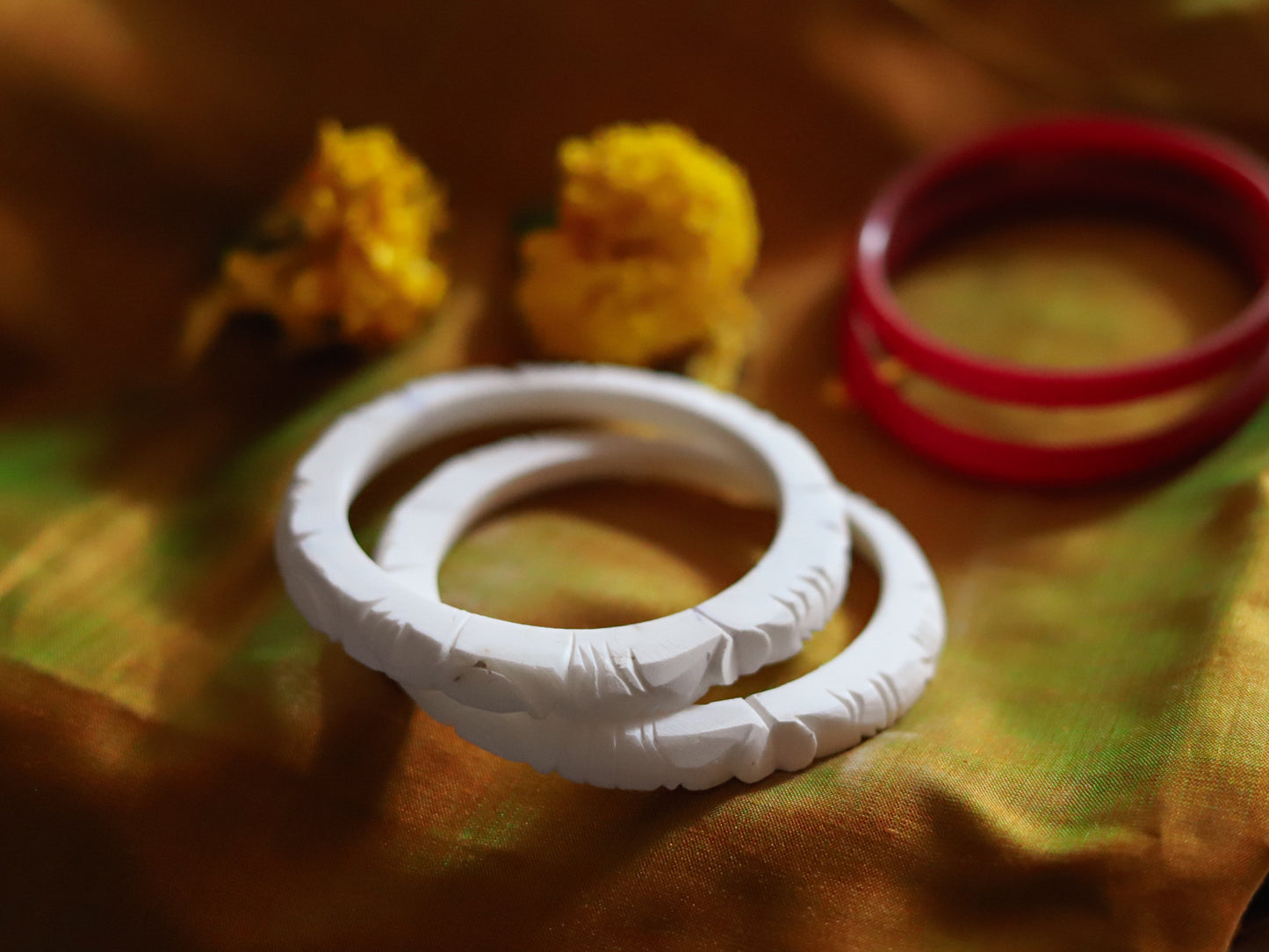 Handcarved Shakha Pola Bangle Pair (2.6 Inch)