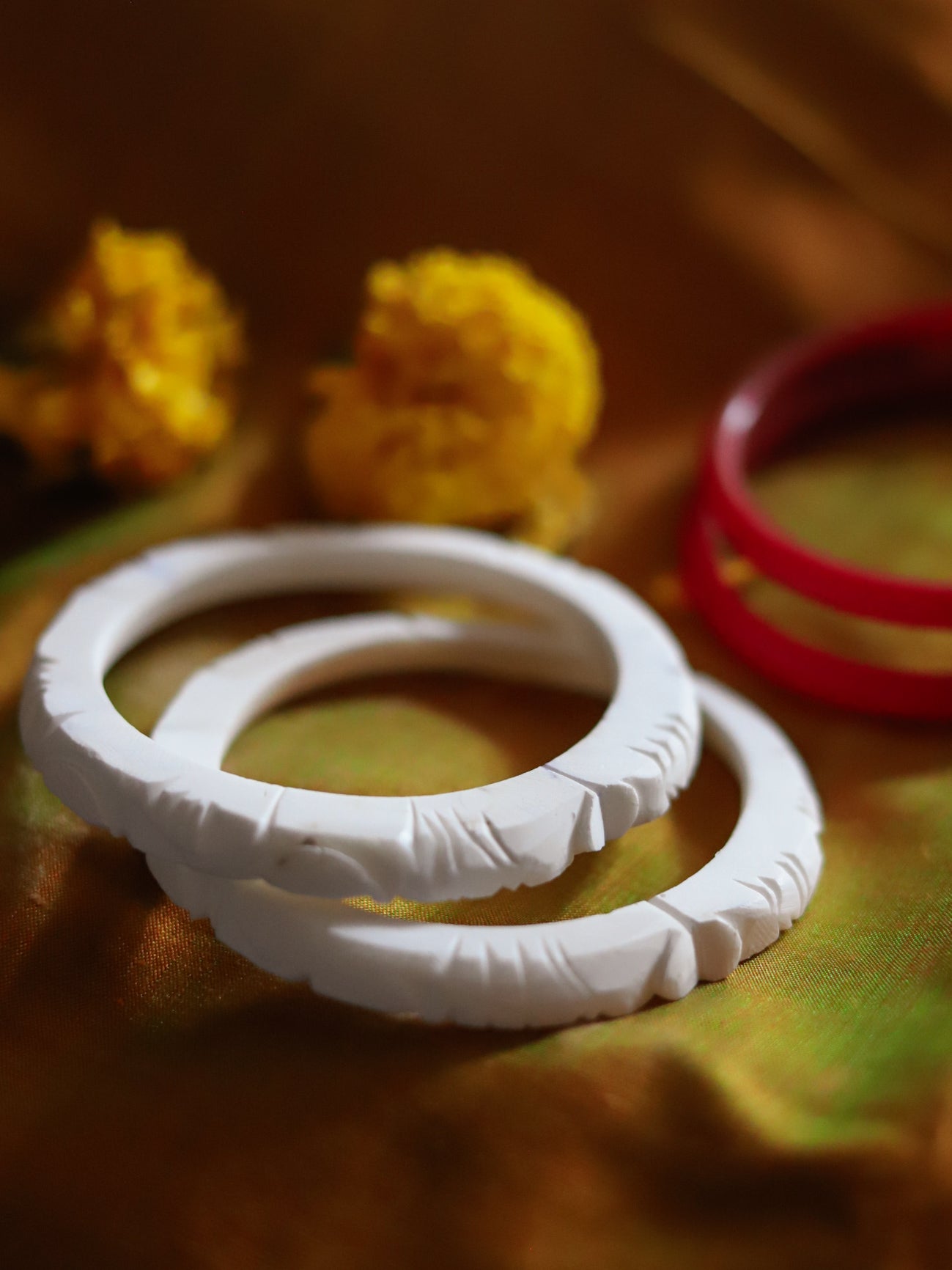 Handcarved Shakha Pola Bangle Pair (2.6 Inch)