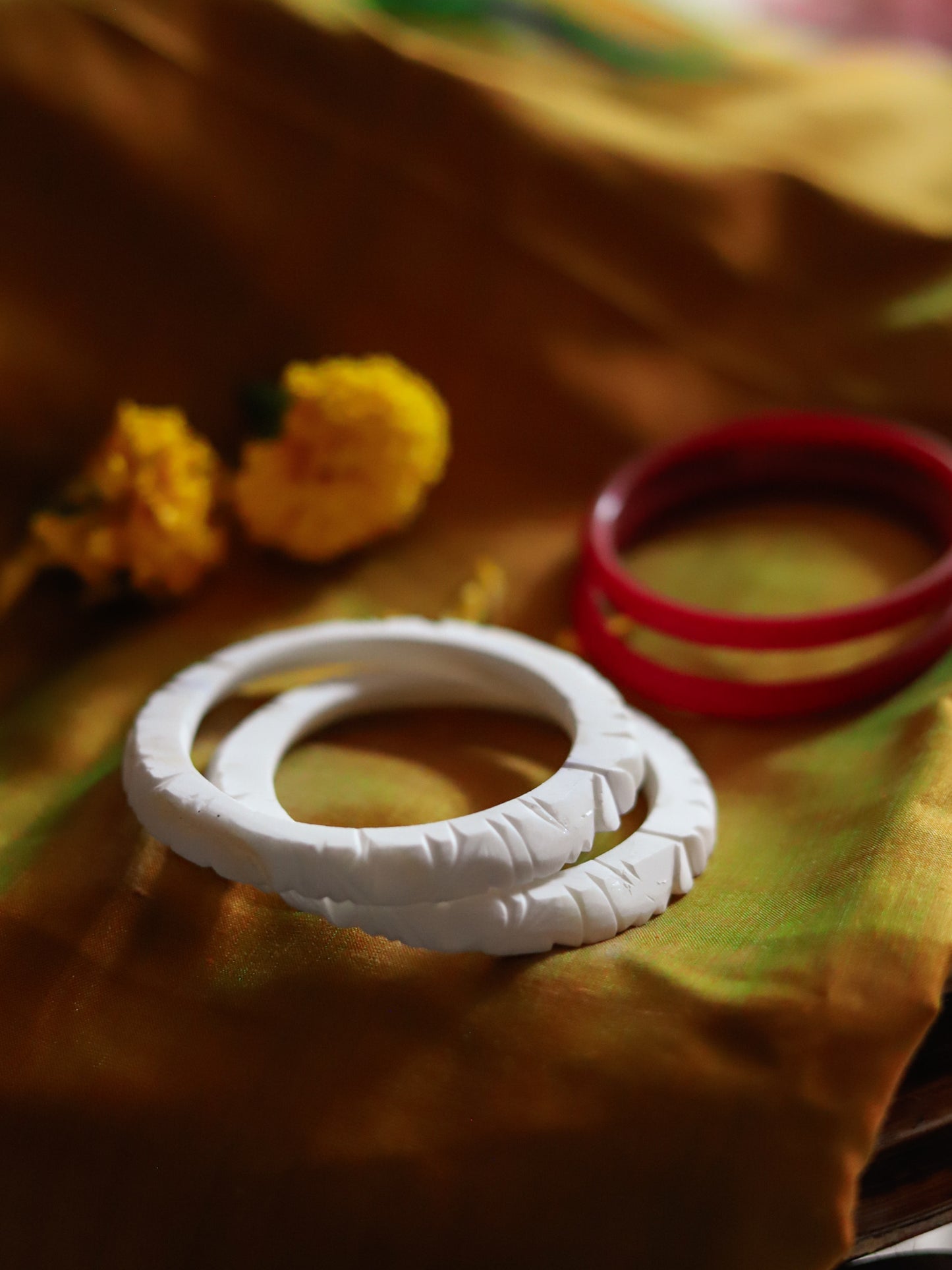 Handcarved Shakha Pola Bangle Pair (2.6 Inch)