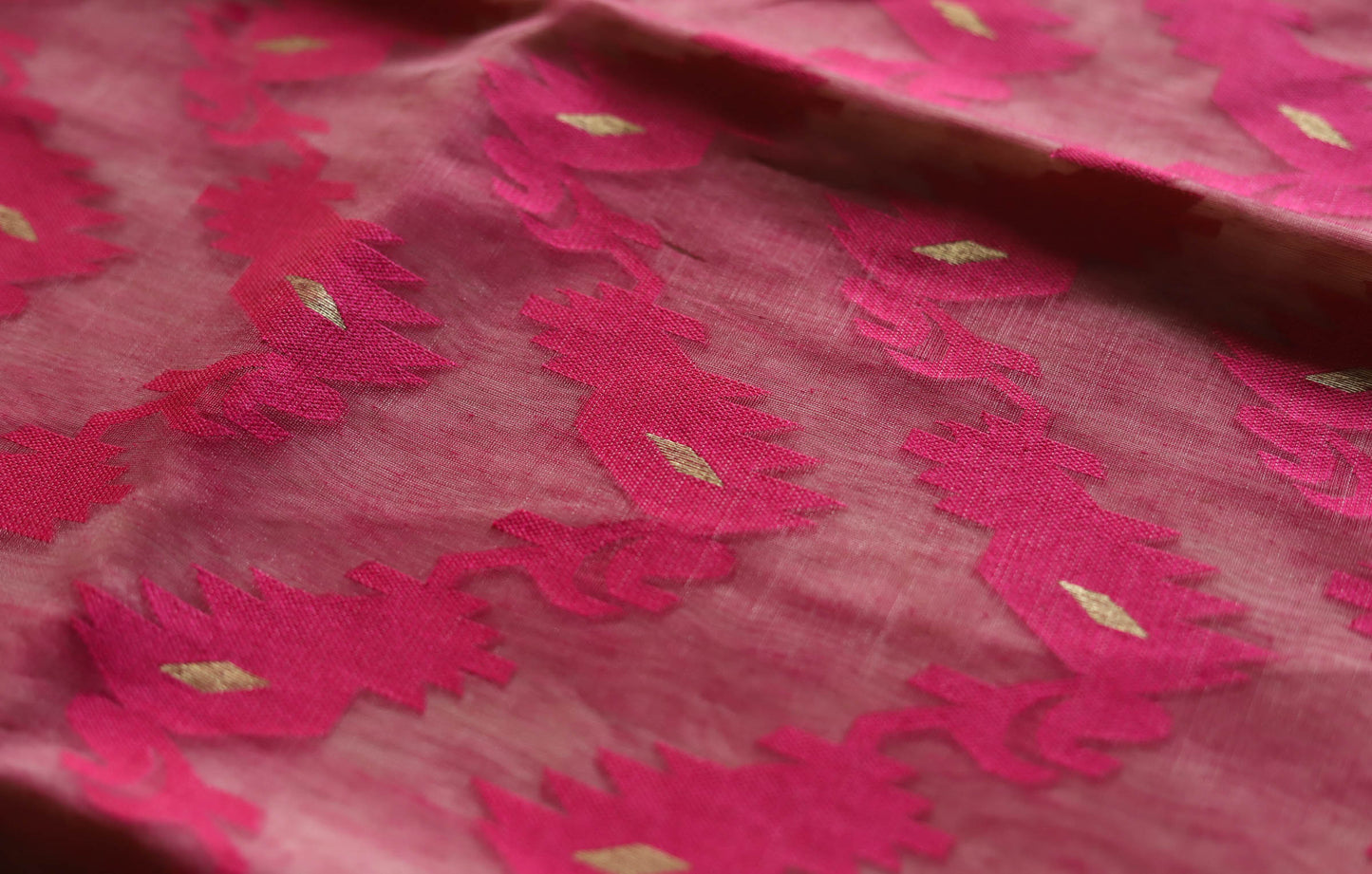 Handwoven Dhakai Saree in Jamdani Weave
