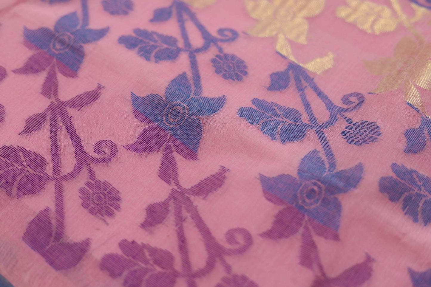 Handwoven Bengal Tant Saree (Tangail Saree)