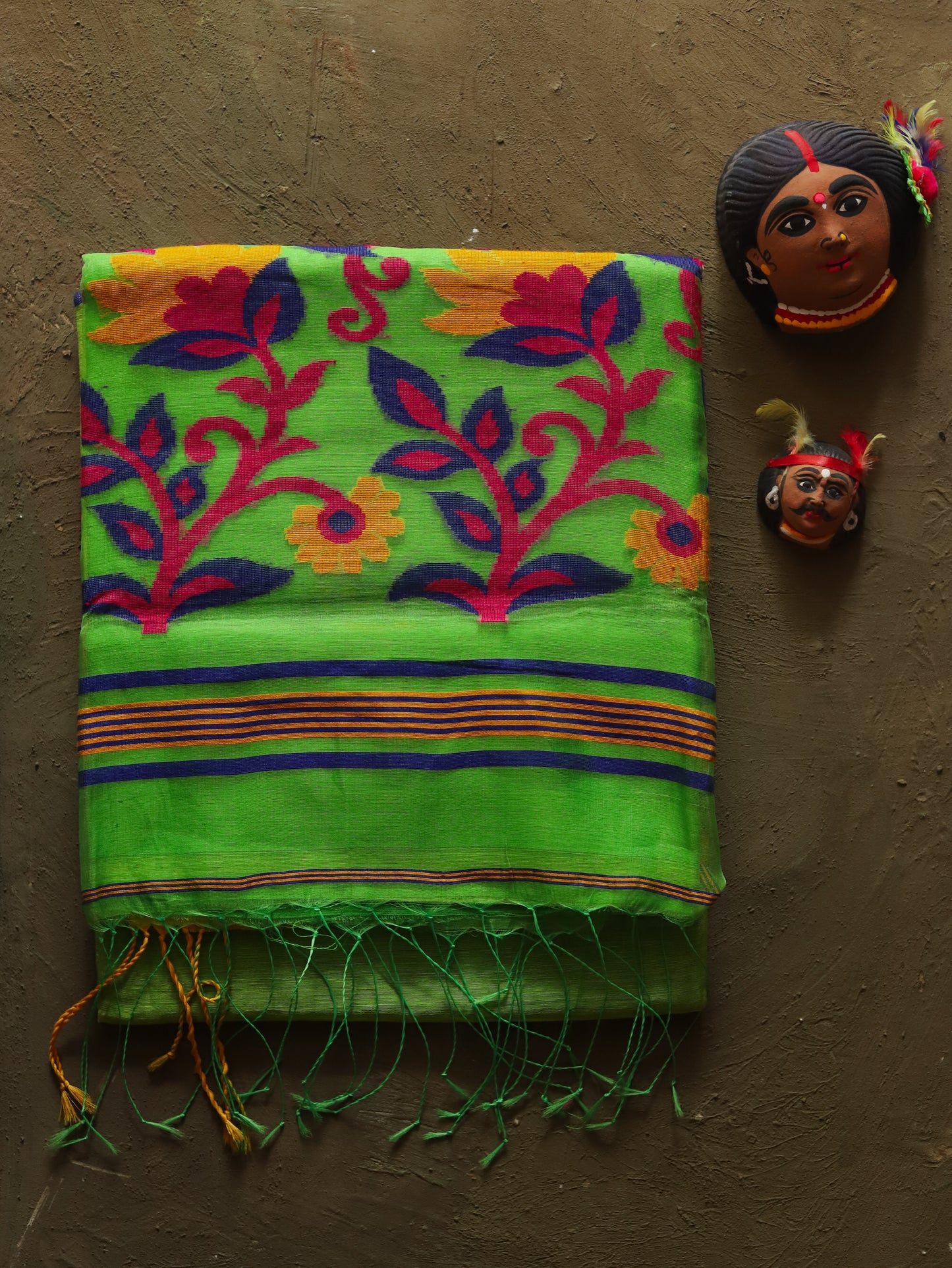 Handwoven Bengal Linen Saree