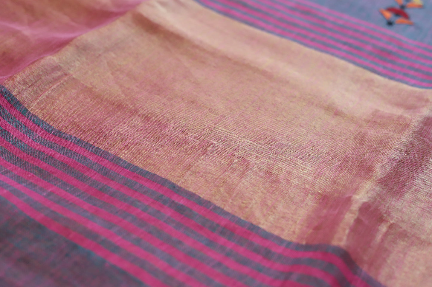 Handwoven Bengal Linen Saree