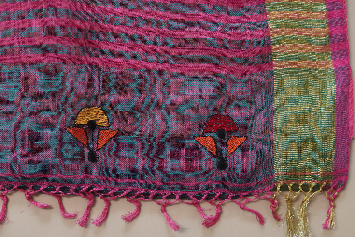 Handwoven Bengal Linen Saree