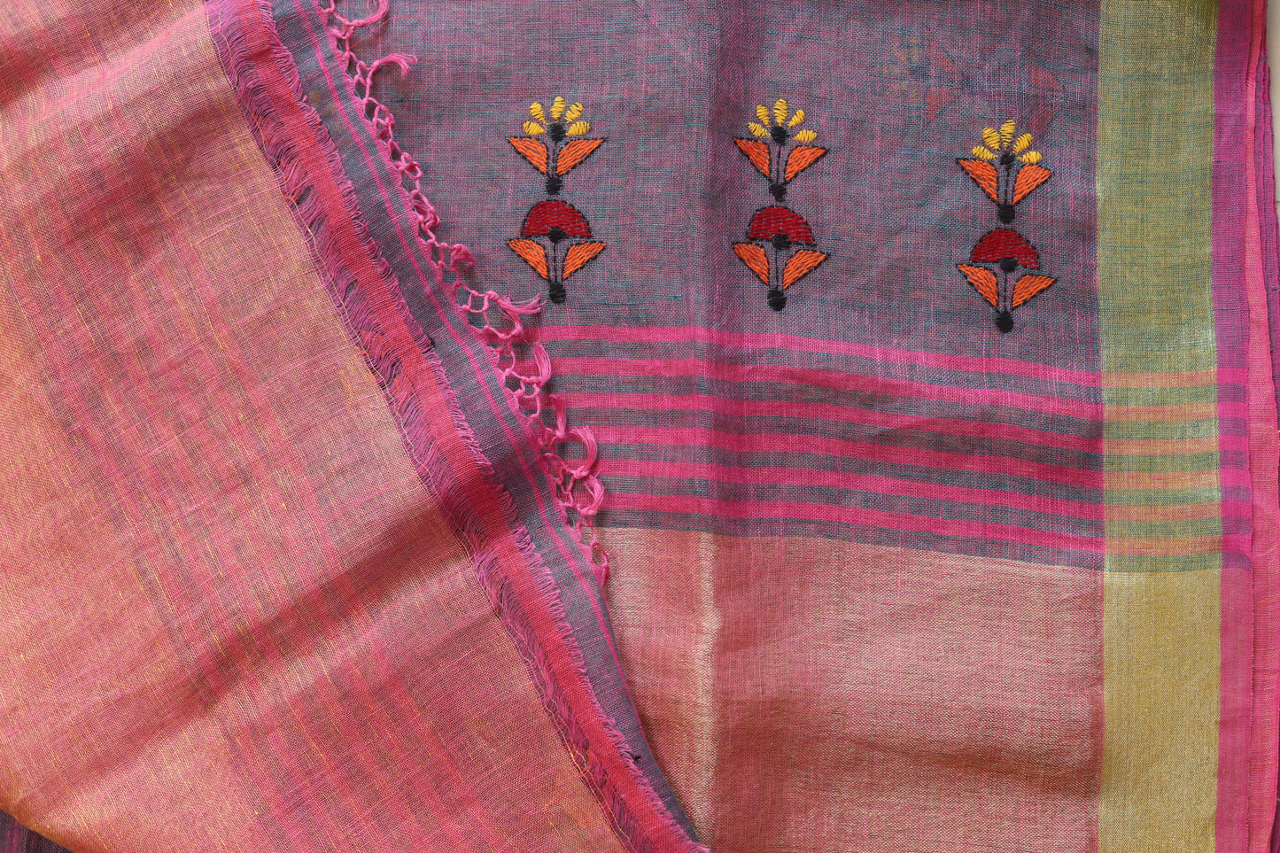 Handwoven Bengal Linen Saree