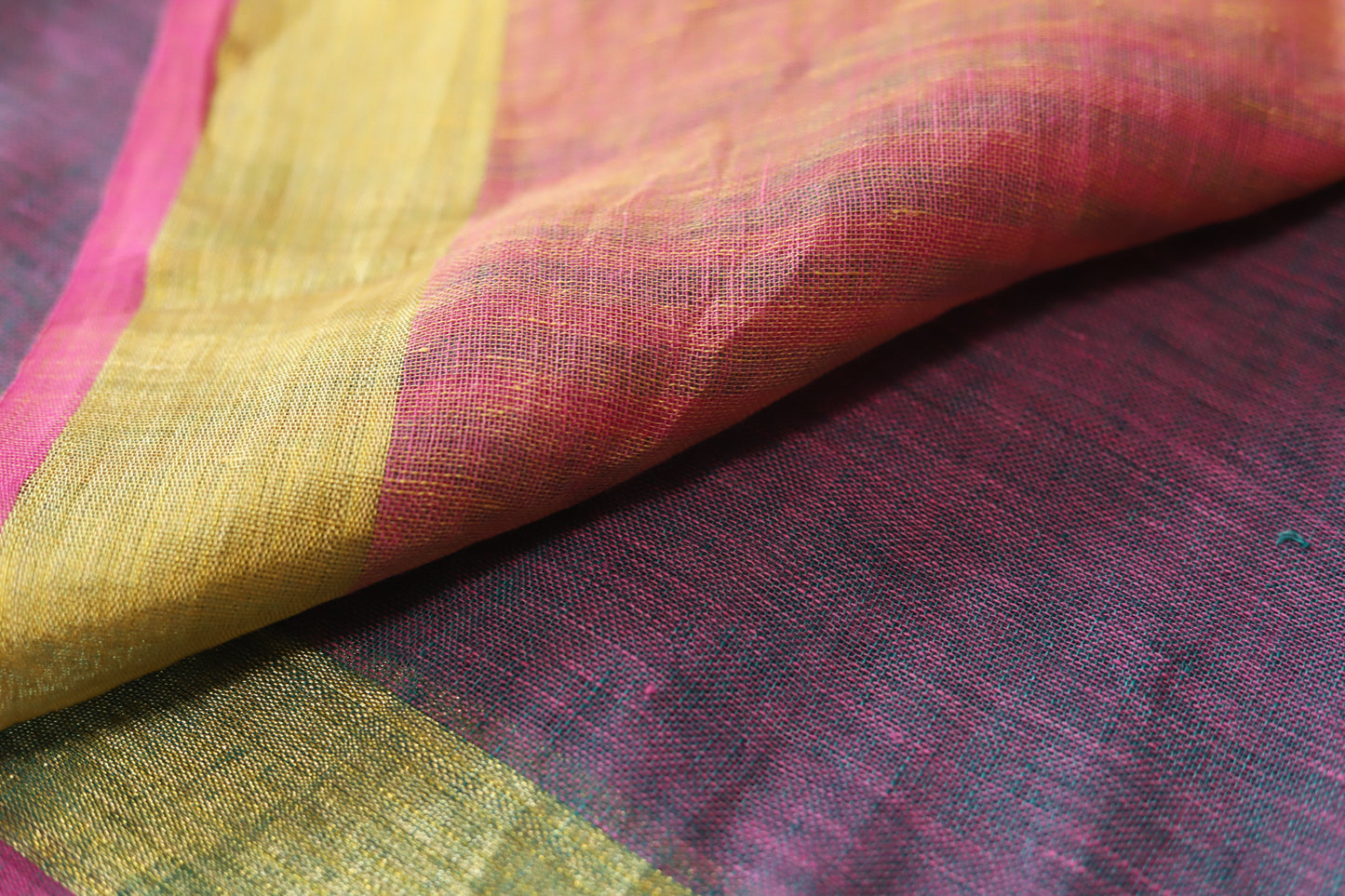 Handwoven Bengal Linen Saree