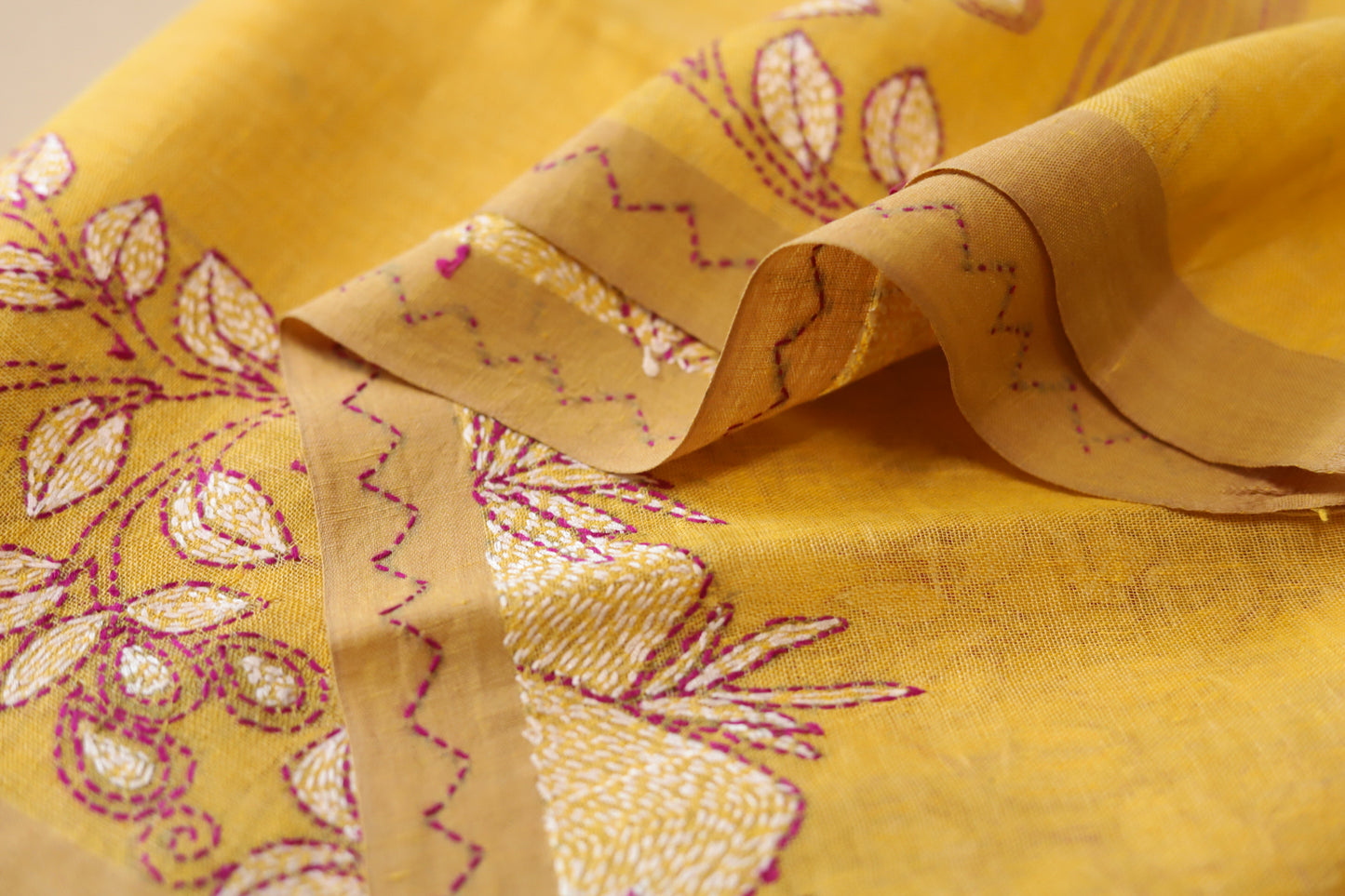 Handwoven Bengal Linen Saree
