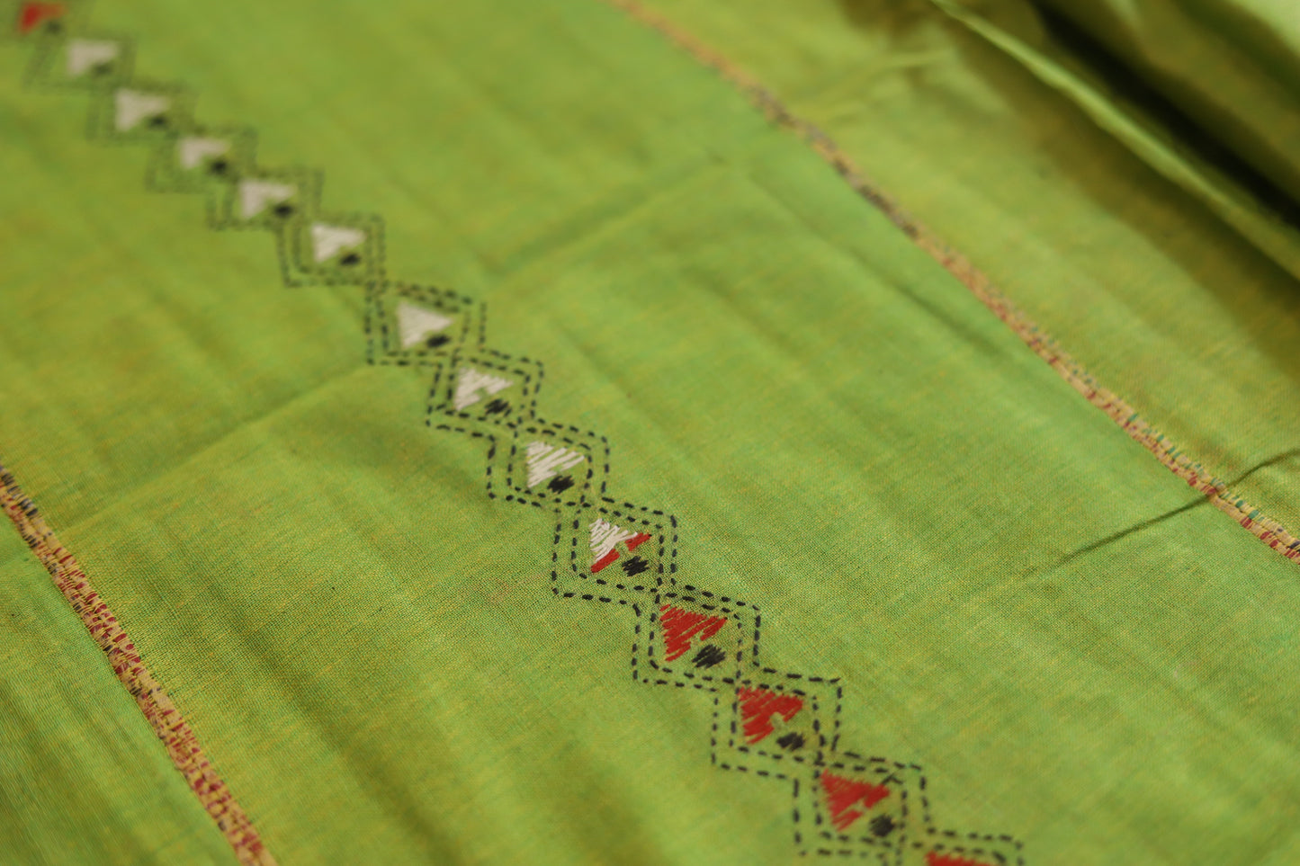 Bengal Handwoven Khesh Kantha Saree