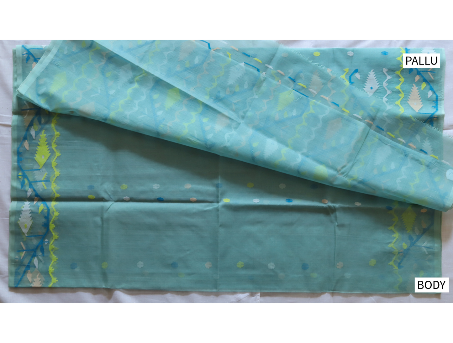 Handwoven Bengal Muslin Saree