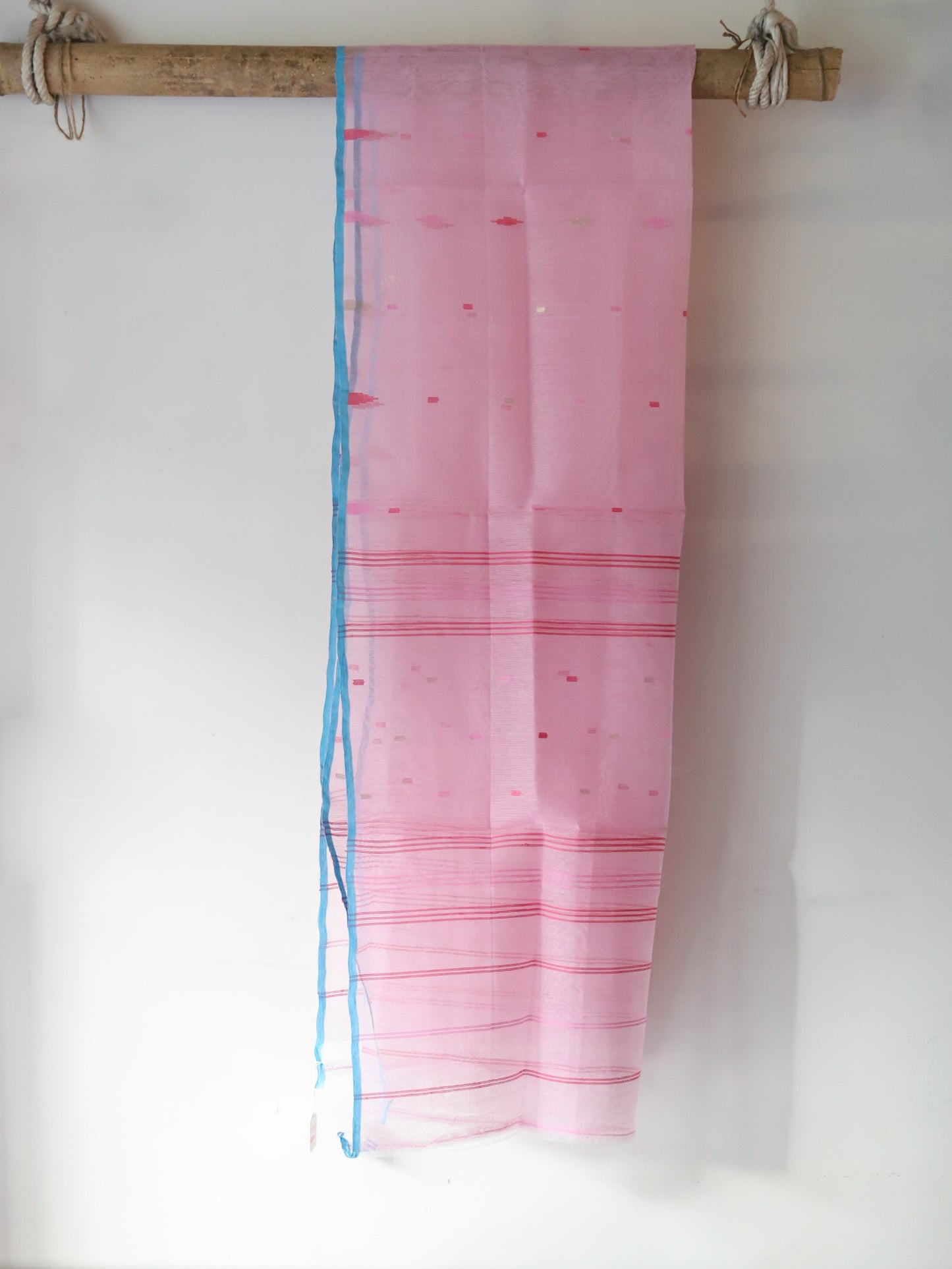 Handwoven Bangla Cotton Dupatta in Jamdani Weave