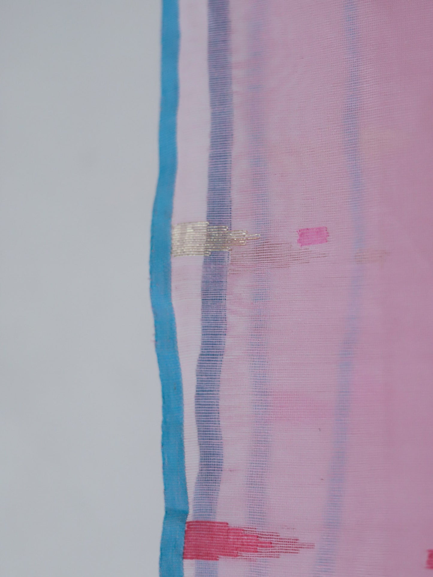 Handwoven Bangla Cotton Dupatta in Jamdani Weave