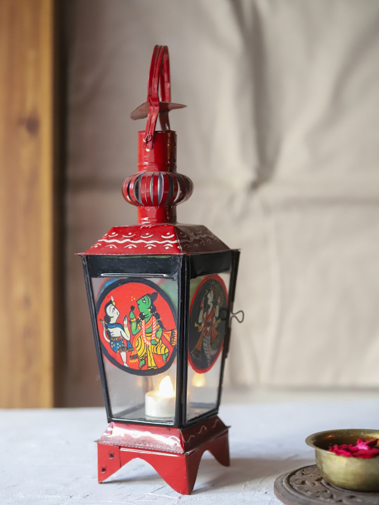 Hand Painted Bengal Patachitra Lamp