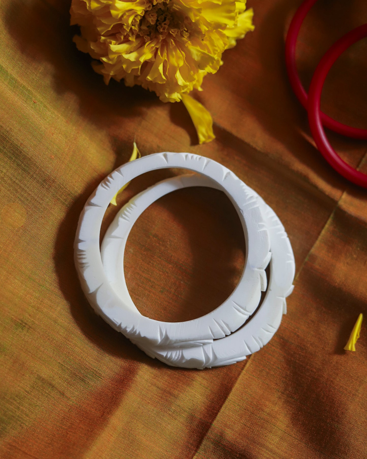 Handcarved Shakha Pola Bangle Pair (2.4 Inch)