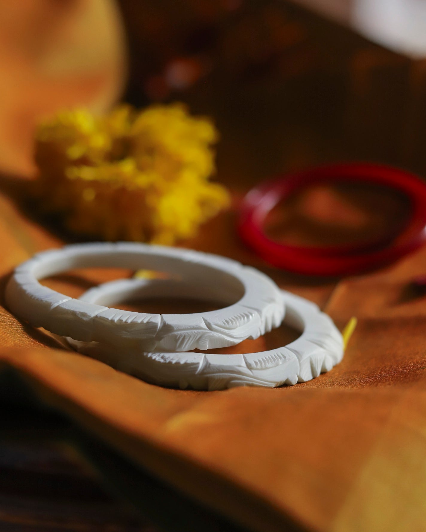 Handcarved Shakha Pola Bangle Pair (2.8 Inch)