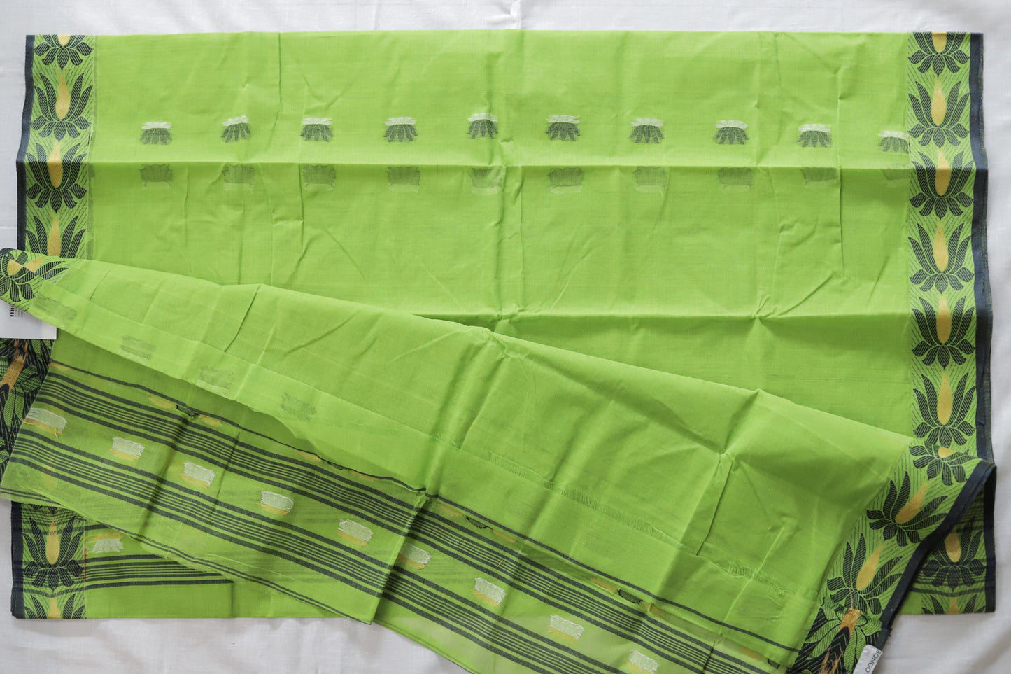 Handwoven Bengal Tant Saree (Tangail Saree)
