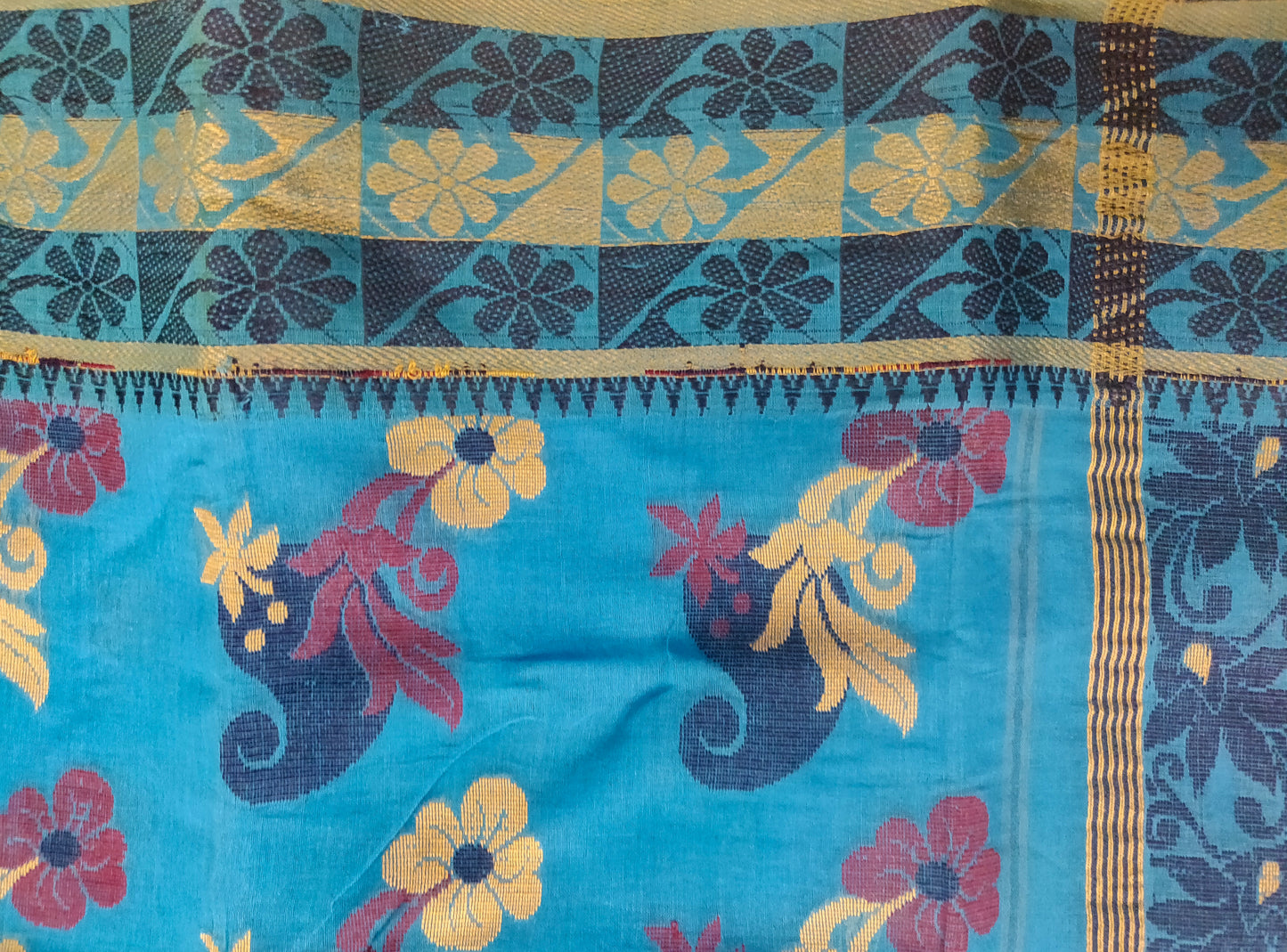 Handwoven Bengal Tant Saree (Tangail Saree)