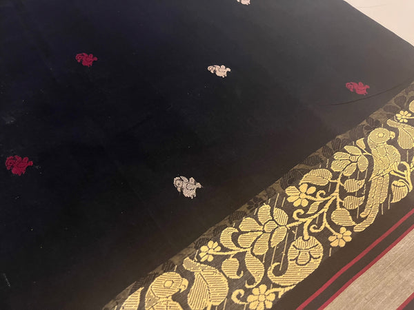 Handwoven Bengal Tant Saree (Tangail Saree)