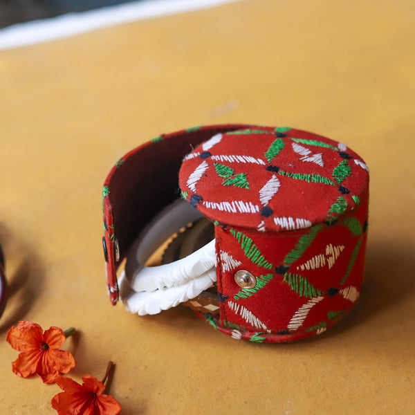 Bengal Kantha Embroidery Handcrafted Bangle Box