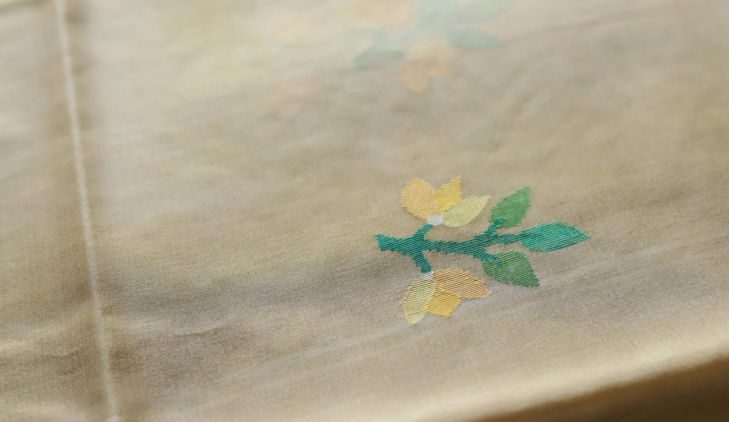 Handwoven Bengal Muslin Saree