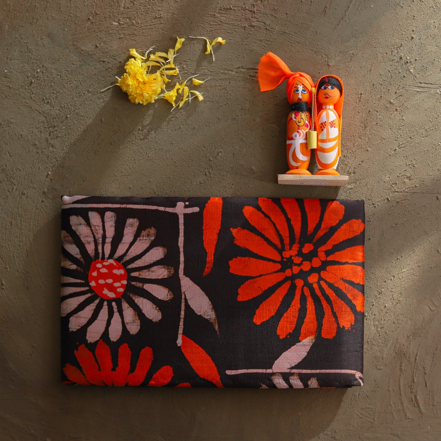 Handwoven Bengal Hand Batik Silk Saree
