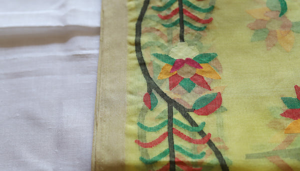 Handwoven Bengal Muslin Saree