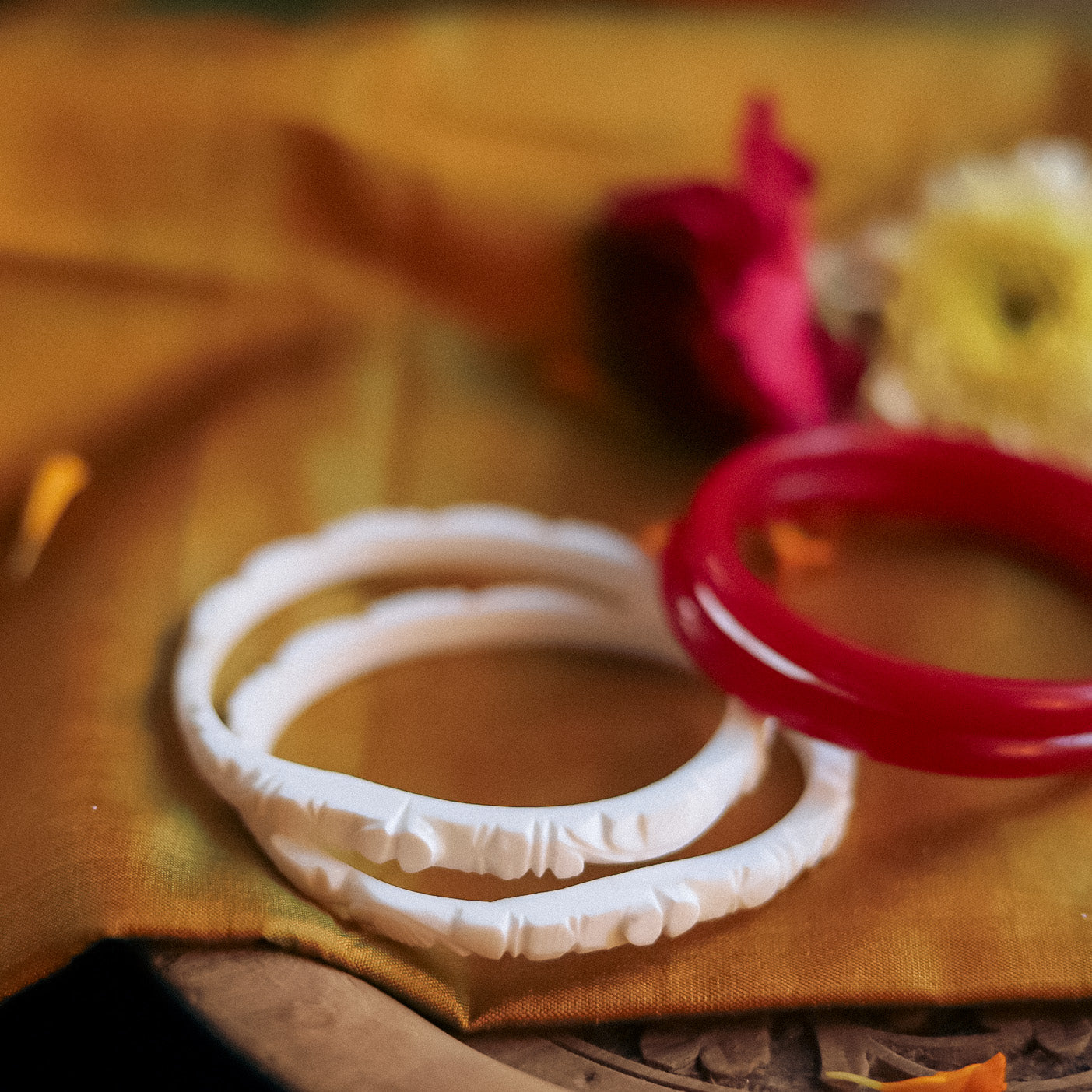 Handcarved Shakha Pola Bangle Pair (2.6 Inch)