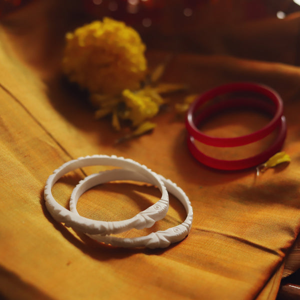 Handcarved Shakha Pola Bangle Pair (2.6 Inch)