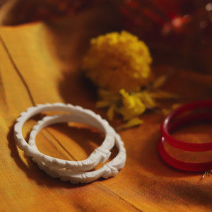 Handcarved Shakha Pola Bangle Pair (2.6 Inch)