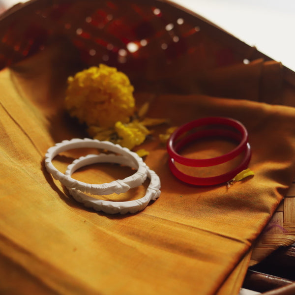 Handcarved Shakha Pola Bangle Pair (2.6 Inch)