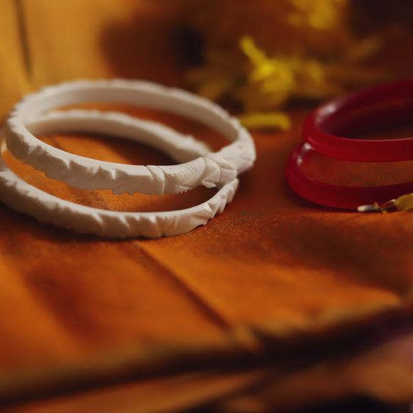 Handcarved Shakha Pola Bangle Pair (2.6 Inch)