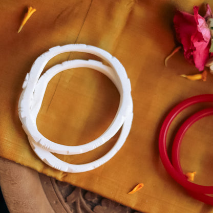 Handcarved Shakha Pola Bangle Pair (2.8 Inch)