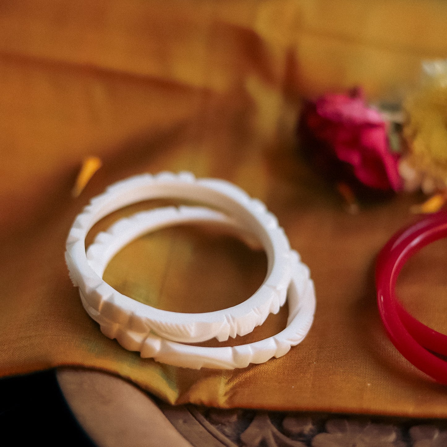 Handcarved Shakha Pola Bangle Pair (2.2 Inch)