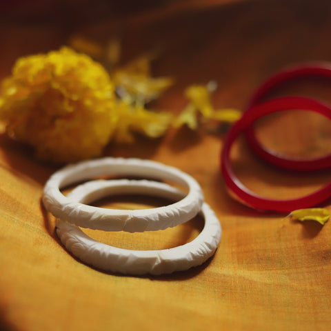 Handcarved Shakha Pola Bangle Pair (2.2 Inch)