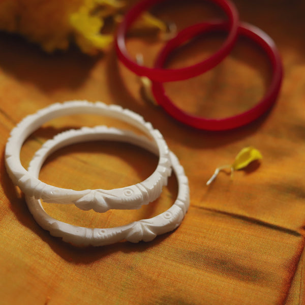 Handcarved Shakha Pola Bangle Pair (2.4 Inch)