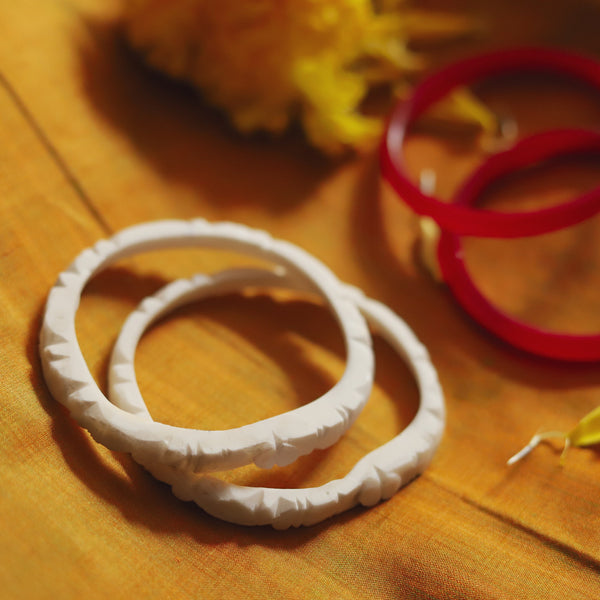 Handcarved Shakha Pola Bangle Pair (2.4 Inch)